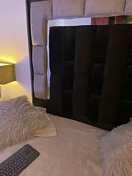 Snapshot of Bonnie_vega chatting on September 30, 2025, 8:25 pm Bonnie vega online show from September 30, 2025, 8:25 pm