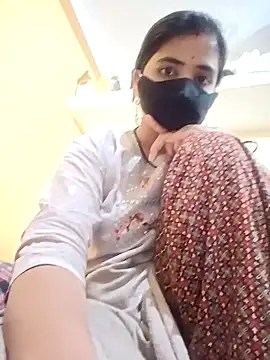 Snapshot of Mamta_Chaterjee chatting on December 2, 2024, 5:48 pm Mamta Chaterjee online show from December 2, 2024, 5:48 pm