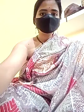 Snapshot of Mamta_Chaterjee chatting on December 3, 2024, 3:52 am Mamta Chaterjee online show from December 3, 2024, 3:52 am