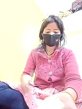 Snapshot of Mamta_Chaterjee chatting on December 21, 2024, 2:41 am Mamta Chaterjee online show from December 21, 2024, 2:41 am