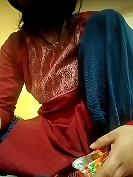 Snapshot of Mamta_Chaterjee chatting on March 5, 2025, 2:46 am Mamta Chaterjee online show from March 5, 2025, 2:46 am