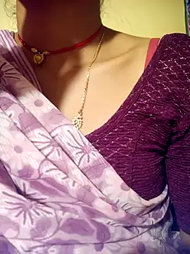 Snapshot of Hi_Radhika chatting on January 3, 2025, 5:20 pm Hi Radhika online show from January 3, 2025, 5:20 pm
