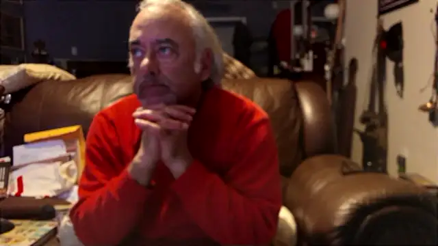 Snapshot of PincheDave4u chatting on December 5, 2024, 2:42 am PincheDave4u online show from December 5, 2024, 2:42 am