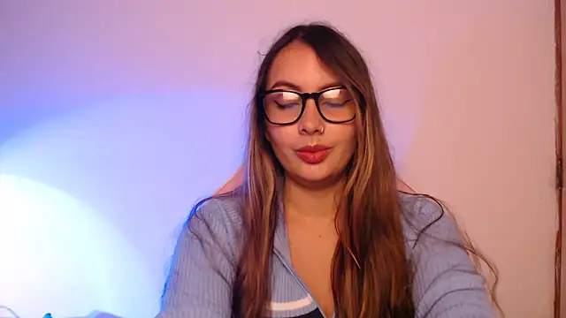 Snapshot of lalawhitte chatting on November 11, 2025, 11:54 am lalawhitte online show from November 11, 2025, 11:54 am