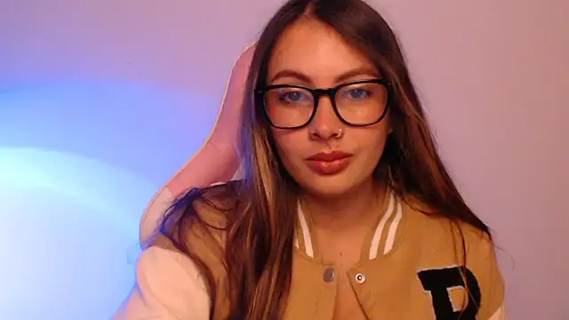 Snapshot of lalawhitte chatting on November 13, 2025, 12:26 pm lalawhitte online show from November 13, 2025, 12:26 pm