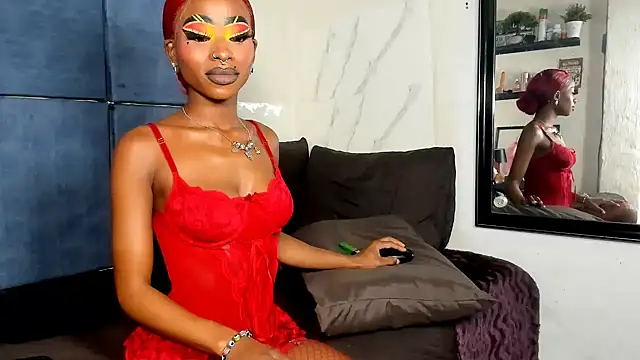 Snapshot of Ebonydollxx chatting on April 28, 2026, 7:52 pm Ebonydollxx online show from April 28, 2026, 7:52 pm