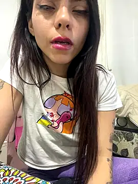 melisabunnny online show from November 22, 2025, 2:32 am