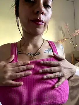 melisabunnny online show from December 13, 2025, 7:53 pm