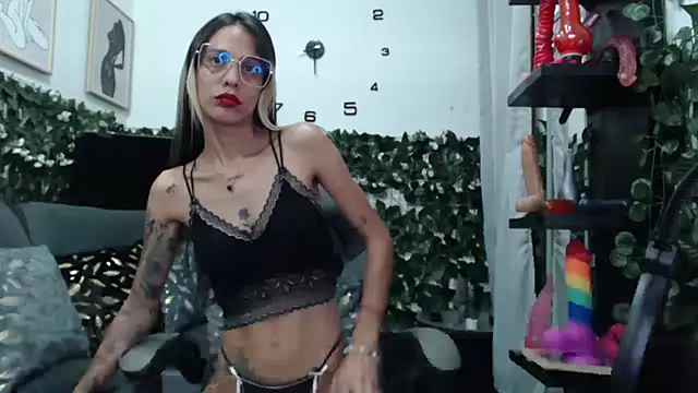 natasha squirt28 online show from May 17, 2026, 12:41 am