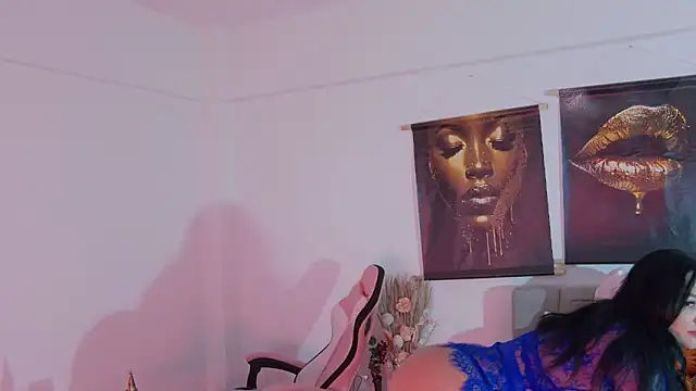 Snapshot of ReiyaRey chatting on February 22, 2026, 3:43 pm ReiyaRey online show from February 22, 2026, 3:43 pm