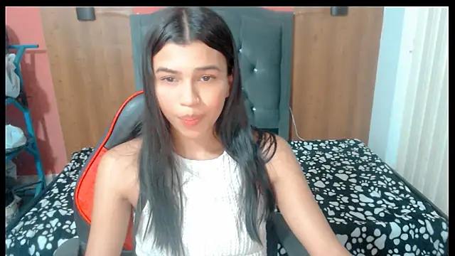 Snapshot of lyanamerry0 chatting on October 2, 2025, 8:49 pm lyanamerry0 online show from October 2, 2025, 8:49 pm