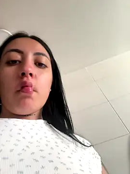 keilelewis online show from November 26, 2025, 3:46 pm