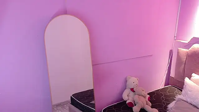 LoveQueen2 online show from March 29, 2026, 11:54 am