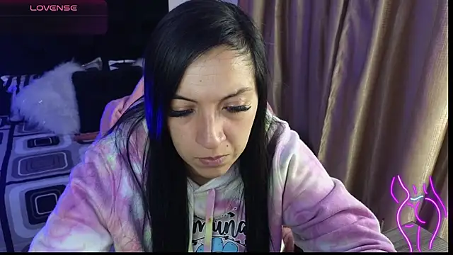 Snapshot of Majuu__ chatting on February 10, 2026, 11:47 am Majuu online show from February 10, 2026, 11:47 am