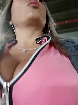 Afroditecash online show from November 14, 2025, 5:55 pm