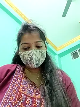 Monalisa Singh online show from December 30, 2024, 6:05 pm