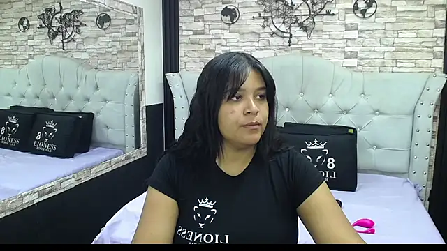 Snapshot of sia_cavad chatting on September 23, 2025, 12:41 pm sia cavad online show from September 23, 2025, 12:41 pm