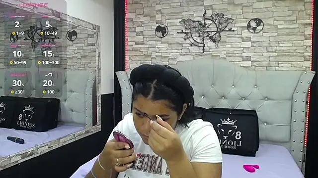 Snapshot of sia_cavad chatting on October 10, 2025, 12:59 pm sia cavad online show from October 10, 2025, 12:59 pm