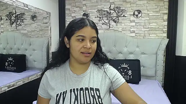 Snapshot of sia_cavad chatting on October 16, 2025, 12:50 pm sia cavad online show from October 16, 2025, 12:50 pm