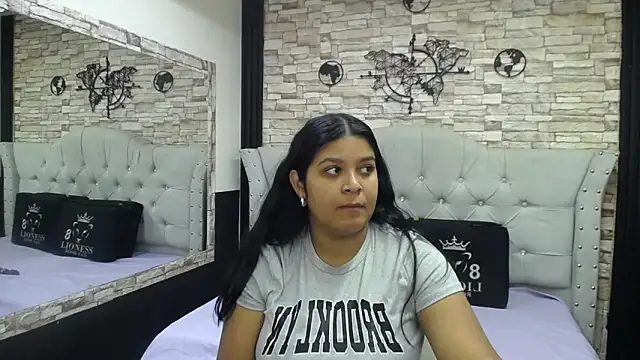 Snapshot of sia_cavad chatting on October 25, 2025, 12:45 pm sia cavad online show from October 25, 2025, 12:45 pm