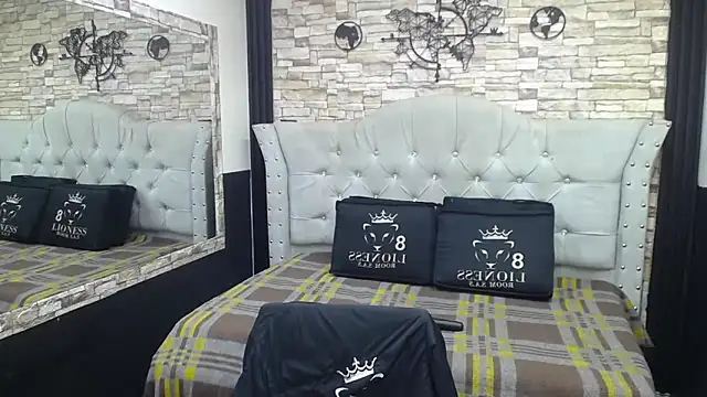 Snapshot of sia_cavad chatting on October 28, 2025, 1:03 pm sia cavad online show from October 28, 2025, 1:03 pm