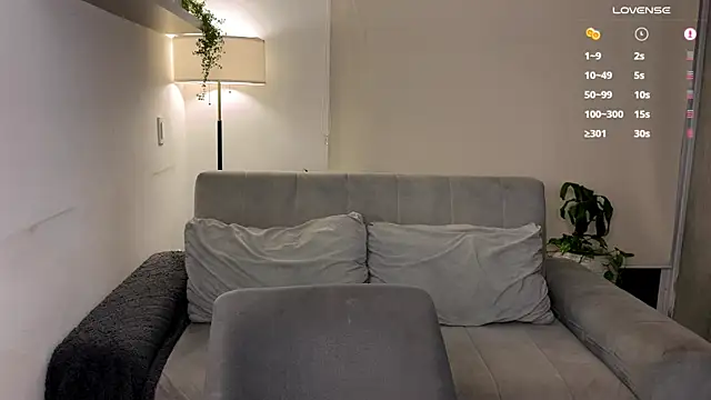 Snapshot of Alexxblue chatting on November 19, 2025, 1:16 am Alexxblue online show from November 19, 2025, 1:16 am