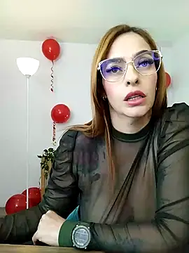 Alessandra Schmoll online show from February 15, 2025, 3:28 pm