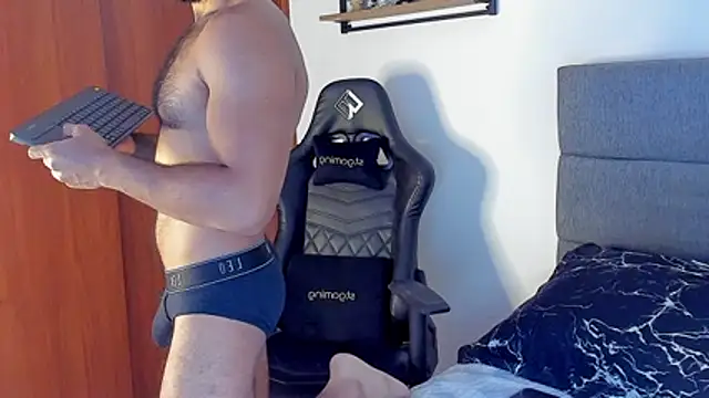 ethaanjones online show from March 15, 2026, 12:11 pm