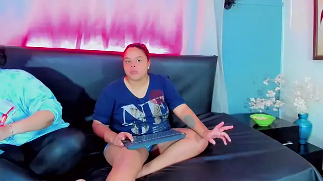 brunnette hot online show from February 18, 2025, 11:11 am