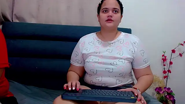 brunnette hot online show from February 15, 2026, 10:58 am