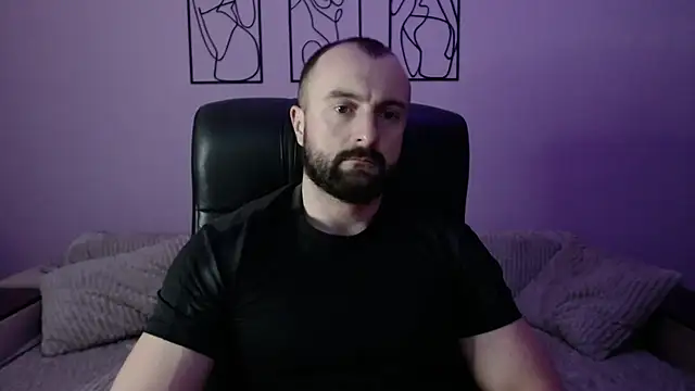 brindlefly6969 online show from April 2, 2026, 10:24 am