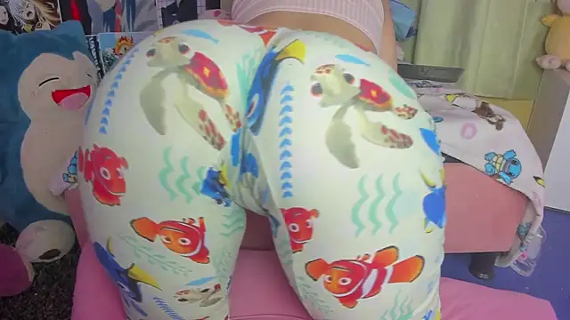 bonnie moon online show from December 23, 2025, 4:10 am