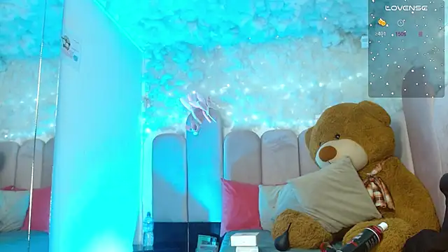 puca ebony online show from November 20, 2025, 7:35 pm