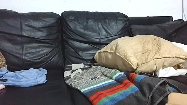 Youns98 online show from October 9, 2025, 8:51 pm