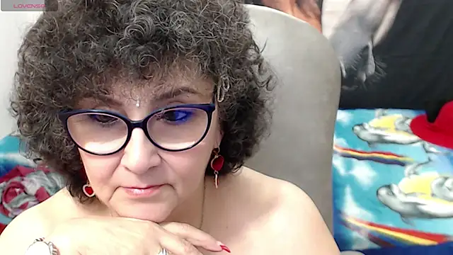 Snapshot of cataleya_mom chatting on February 22, 2025, 12:08 pm cataleya mom online show from February 22, 2025, 12:08 pm