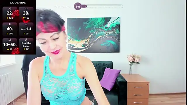 Silvia Wallec online show from November 6, 2025, 6:36 am