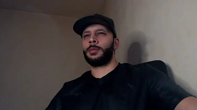 Snapshot of henryaxe chatting on October 25, 2025, 7:49 am henryaxe online show from October 25, 2025, 7:49 am