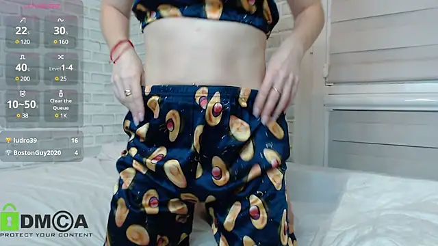 Snapshot of Eyes_Angel chatting on March 21, 2025, 3:33 am Eyes Angel online show from March 21, 2025, 3:33 am