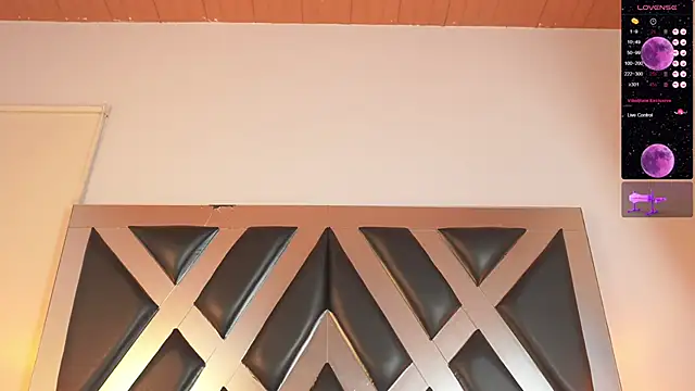 Snapshot of Sofia_Cooper_ chatting on November 3, 2025, 7:48 pm Sofia Cooper online show from November 3, 2025, 7:48 pm