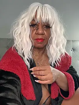 BreanaDivine online show from March 8, 2025, 2:23 am