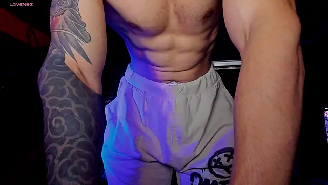 Snapshot of RODARRI chatting on October 1, 2025, 5:02 am RODARRI online show from October 1, 2025, 5:02 am