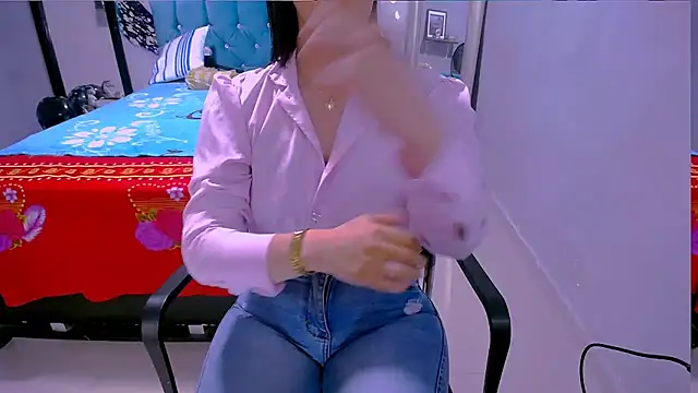 BitterMomXxx online show from March 27, 2026, 2:17 pm