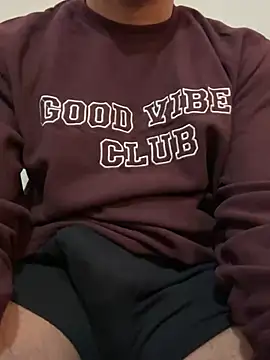 Snapshot of rhuh3991 chatting on December 11, 2024, 5:15 pm rhuh3991 online show from December 11, 2024, 5:15 pm