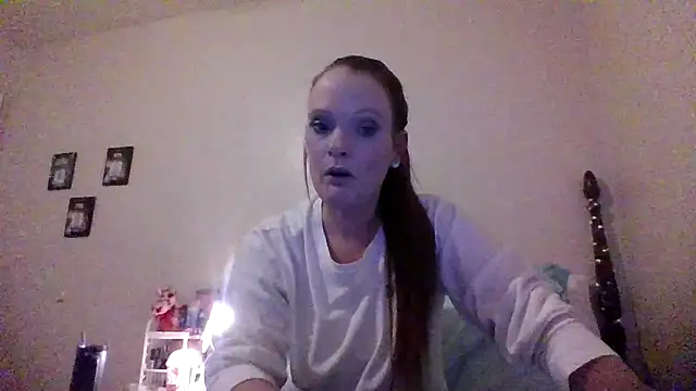 Snapshot of sexiginger22 chatting on October 31, 2025, 2:07 pm sexiginger22 online show from October 31, 2025, 2:07 pm