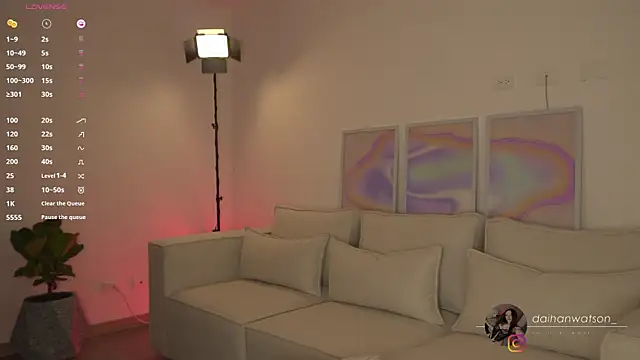 Daihanwatson  online show from February 25, 2025, 3:09 am