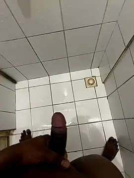 Snapshot of blackbamba24 chatting on October 4, 2025, 7:34 pm blackbamba24 online show from October 4, 2025, 7:34 pm