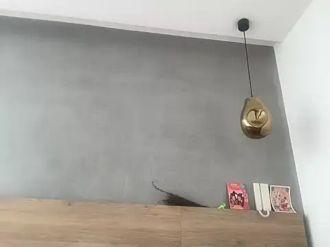 ChocolateCakeQueen online show from April 20, 2026, 2:42 pm