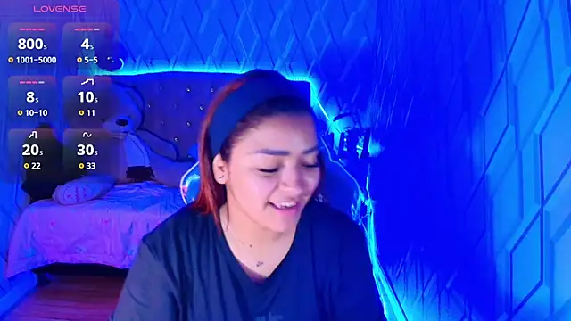 NicolleTaylor online show from November 20, 2025, 3:50 am