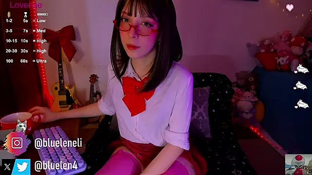 Snapshot of bluelen chatting on February 16, 2025, 2:21 pm bluelen online show from February 16, 2025, 2:21 pm