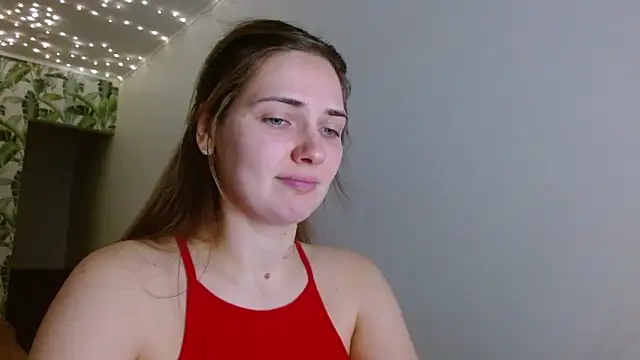 Snapshot of Olivia_shine chatting on January 17, 2025, 5:32 am Olivia shine online show from January 17, 2025, 5:32 am